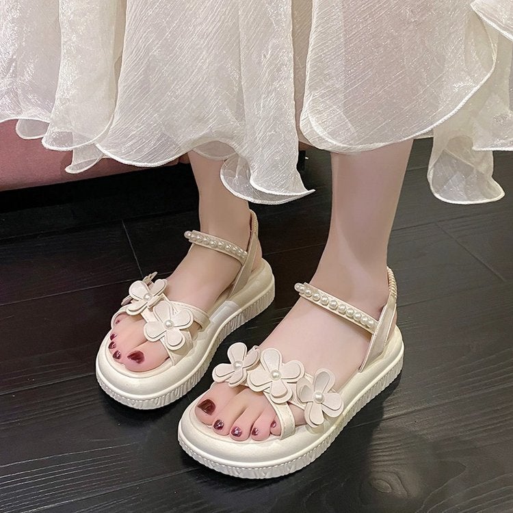 New Sandals, Fashionable And Versatile, Breathable, Slim, Creamy-White Black Strap Sandals - Image 4