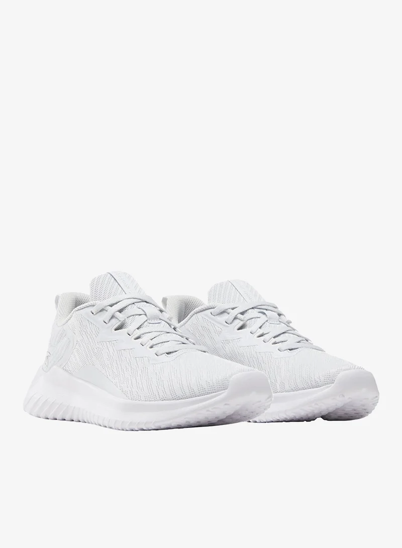 ريبوك Premium comfort and support for all your workouts. The women's Reebok Fluxlite II training shoes are built to keep up. A plush mesh upper with a 360-degree padded collar enhances comfort and breathability. A responsive eva midsole cushions every step, whether you're hitting the gym or tackling cardio. Lace them up and move your way.
