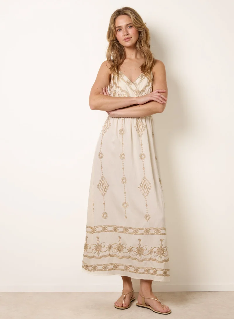 بلو فانيلا Embroidered Maxi Dress With Adjustable Straps