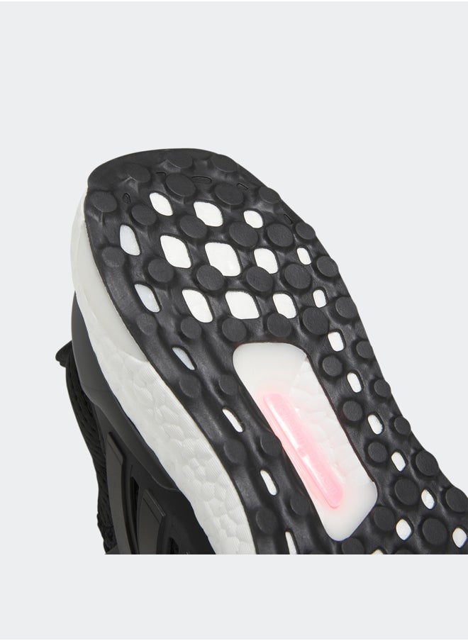 Adidas - حذاء الجري ألترا بوست 1.0 - Image 1
