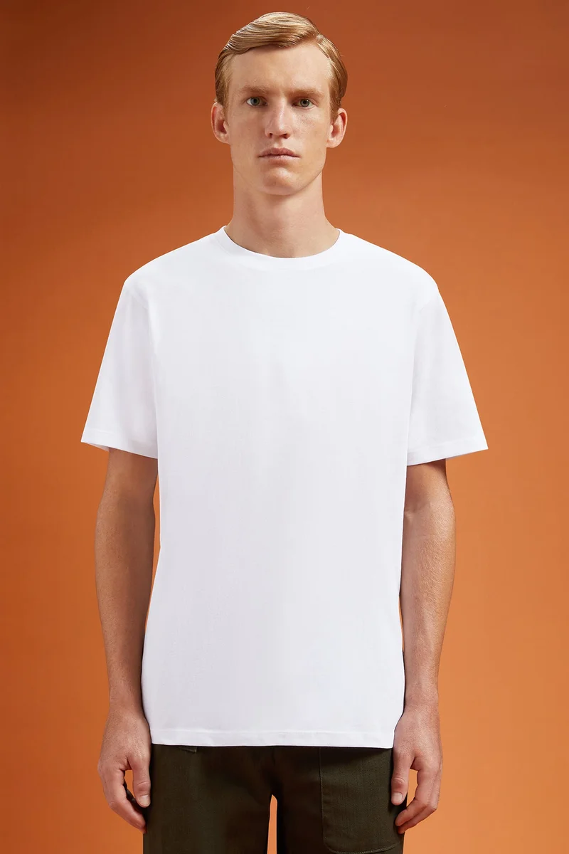 Men's 100% cotton crew neck T-shirt with short sleeves in a regular fit - White