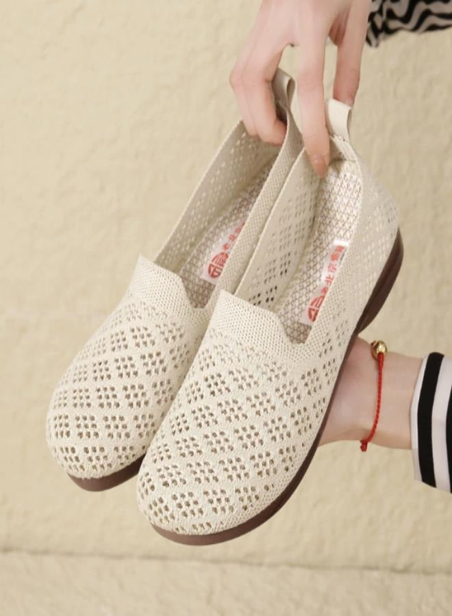 Generic Summer new women's shoes, one-legged mesh shoes, bean shoes, soft-soled women's sandals, flat and breathable mom shoes, women's shoes - Image 1