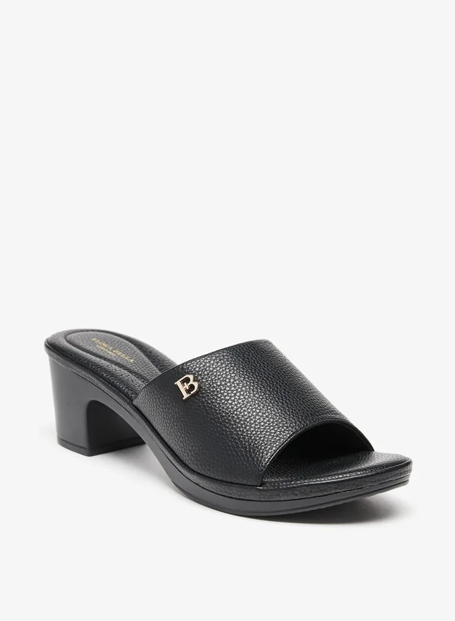فلورا بيلا من شو إكسبرس Womens Textured Slip-On Sandals With Block Heels