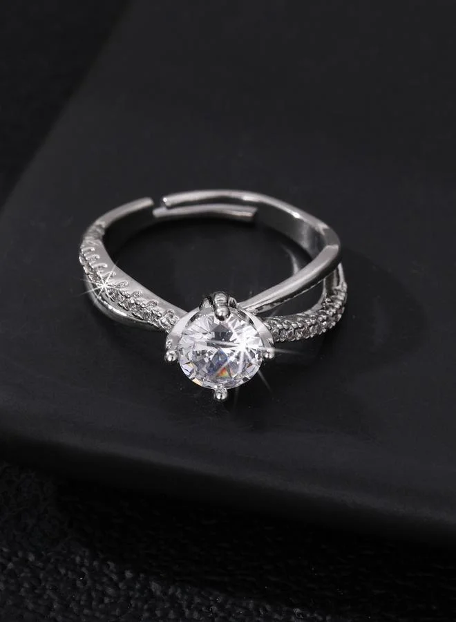 تايك تو خاتم فضي مزين بفصوص لامعة