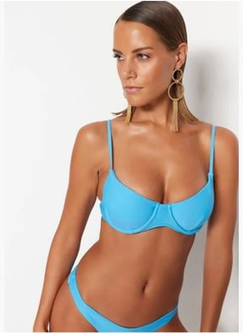 trendyol Blue Underwire Bikini Top TBESS22BU0108