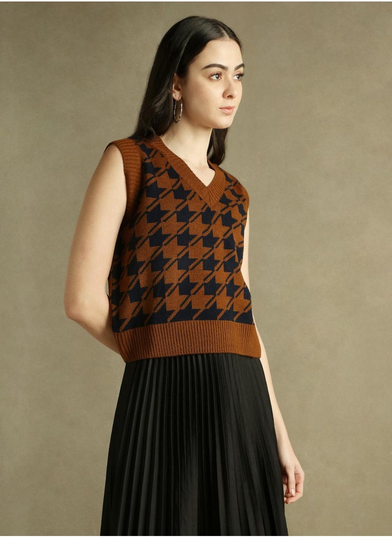 Dennis Lingo Women's Brown 100% Acrylic Textured Regular Fit Sweater  - Image 2