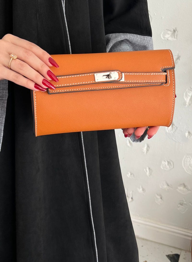 Handbag and shoulder  - Image 2