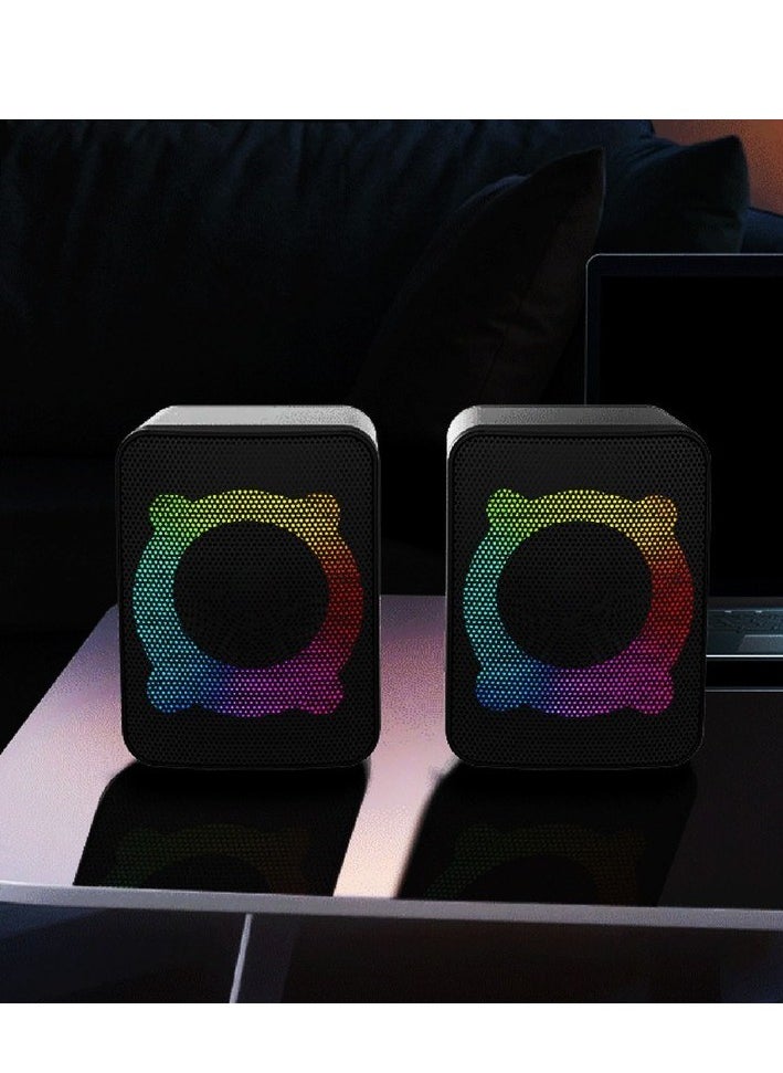 أر8 - مكبر صوت كمبيوتر SP07 RGB متعدد الوسائط 2.0 قناة، 3 وات * 2 مكبر صوت كمبيوتر سلكي صغير مزود بمنفذ USB 2.0 + قابس صوت 3.5 مم، موسيقى LED ستيريو للكمبيوتر والكمبيوتر المحمول والهاتف المحمول | أسود - Image 1