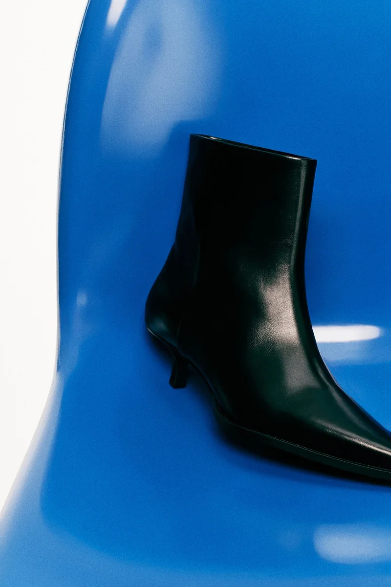 H&M Pointed-toe ankle boots