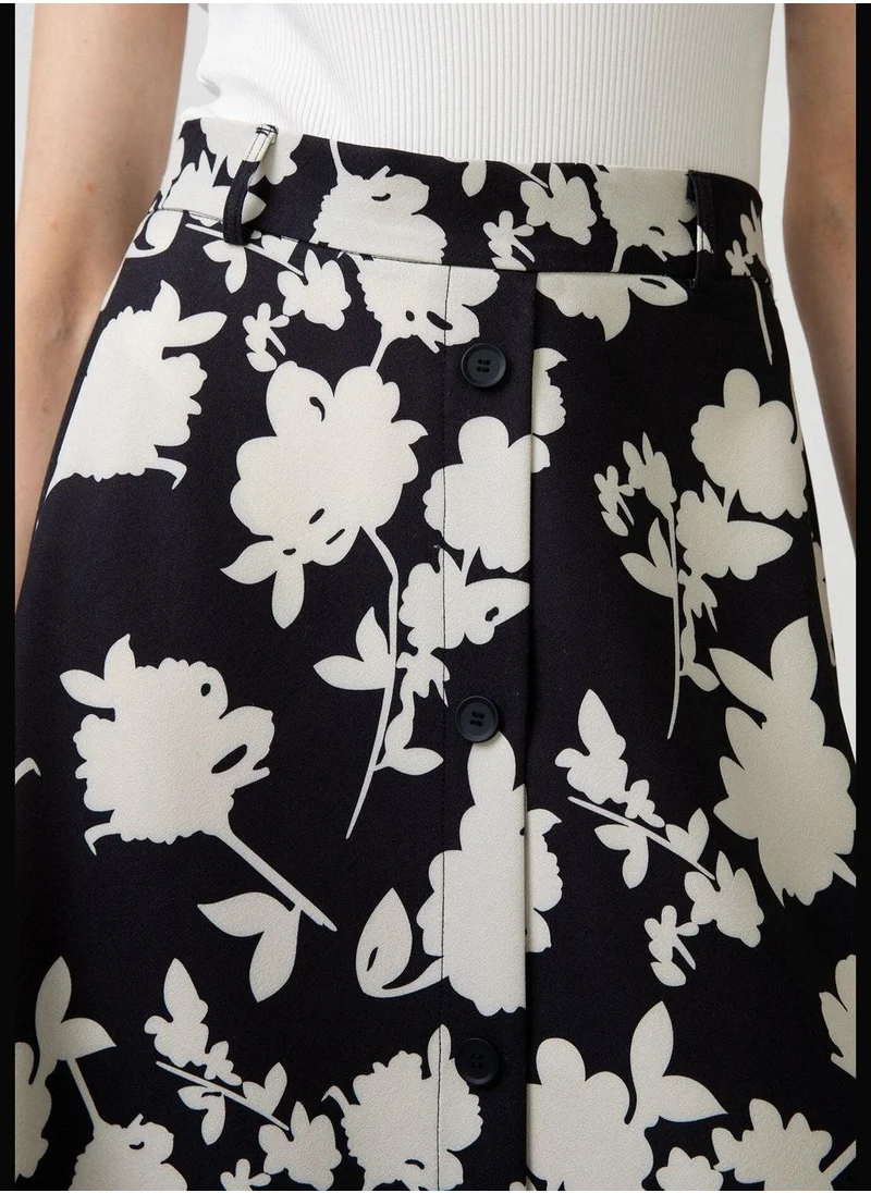 تاتشي FLOWERED CREPE SKIRT