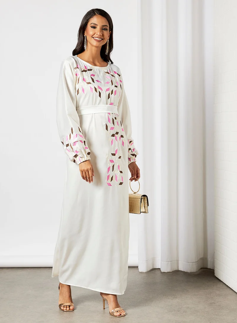 Hayat Jalabiya With Embroidery And Garterised Wrist With Belt
