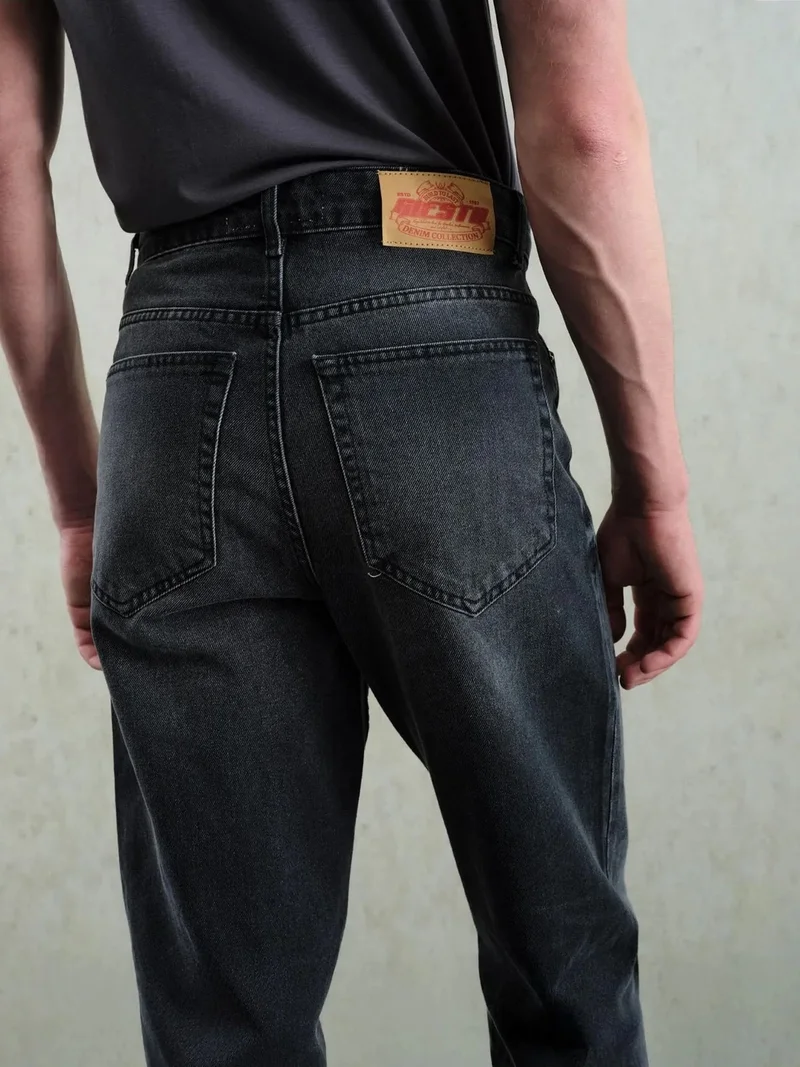 Giesto Dark Grey GIESTO Regular Fit Straight Leg Denim Jeans for Men | Best Price UAE