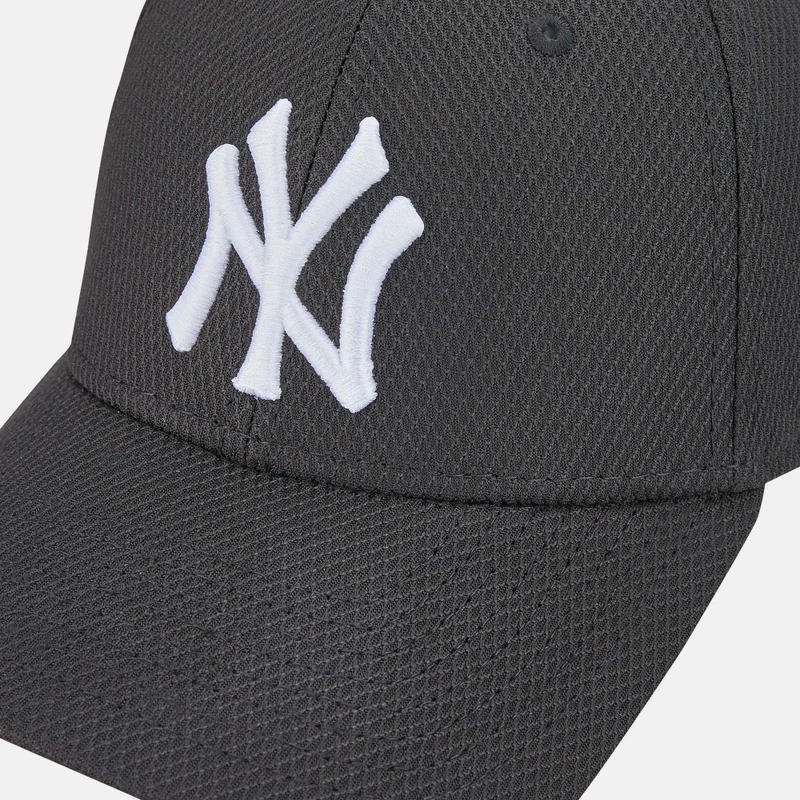NEW ERA Men's New York Yankees Diamond Era 9FORTY Cap