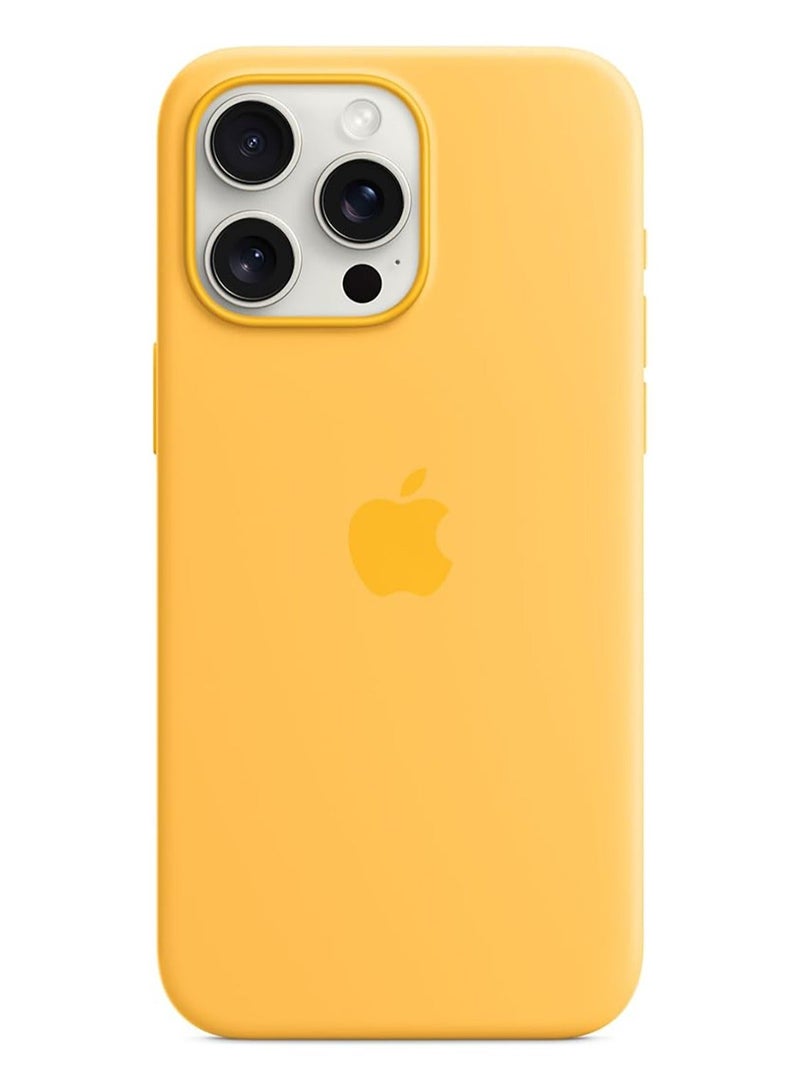 Asan Ge iPhone 15 Silicone Case with MagSafe - Image 3