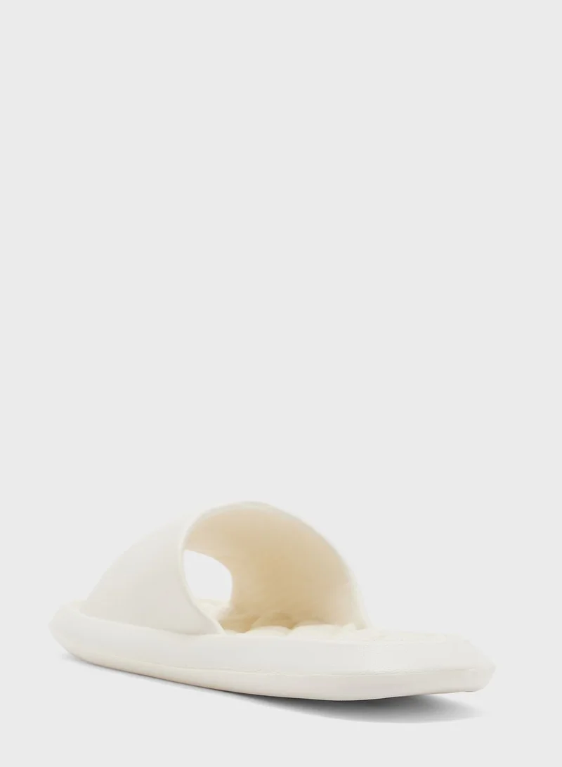 جينجر One Stap Slides With Quilt Sole