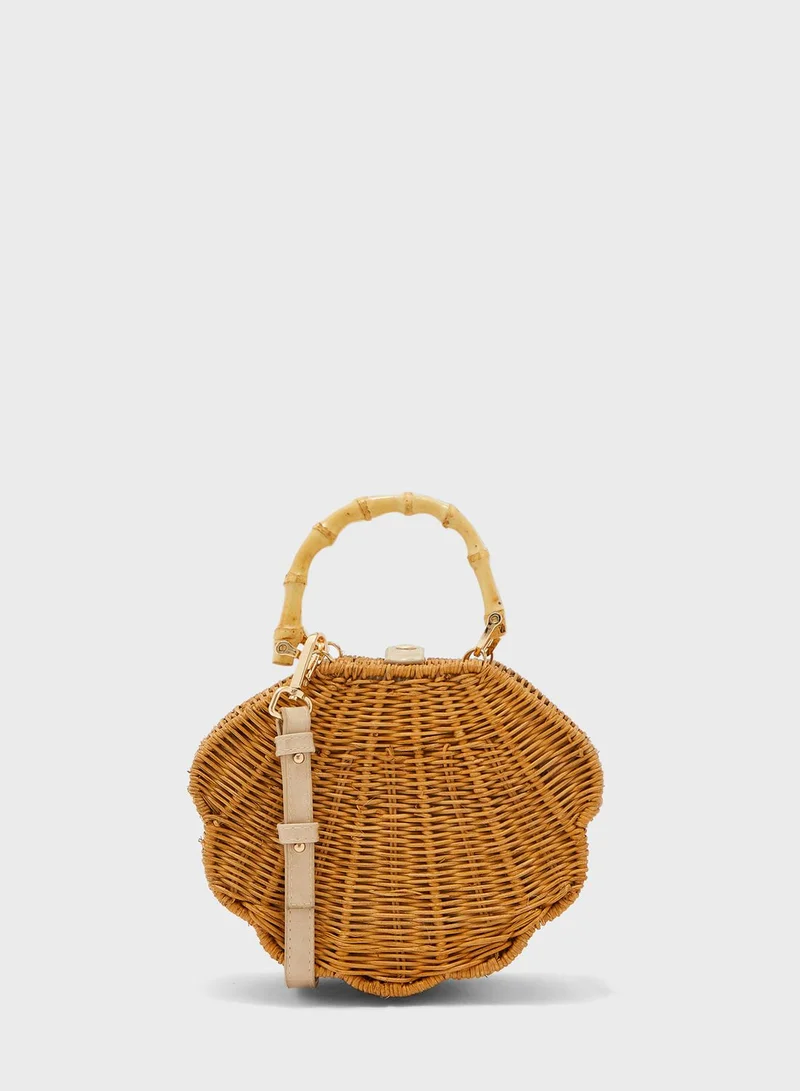 TOPSHOP Sicily Straw Shell Grab Bag