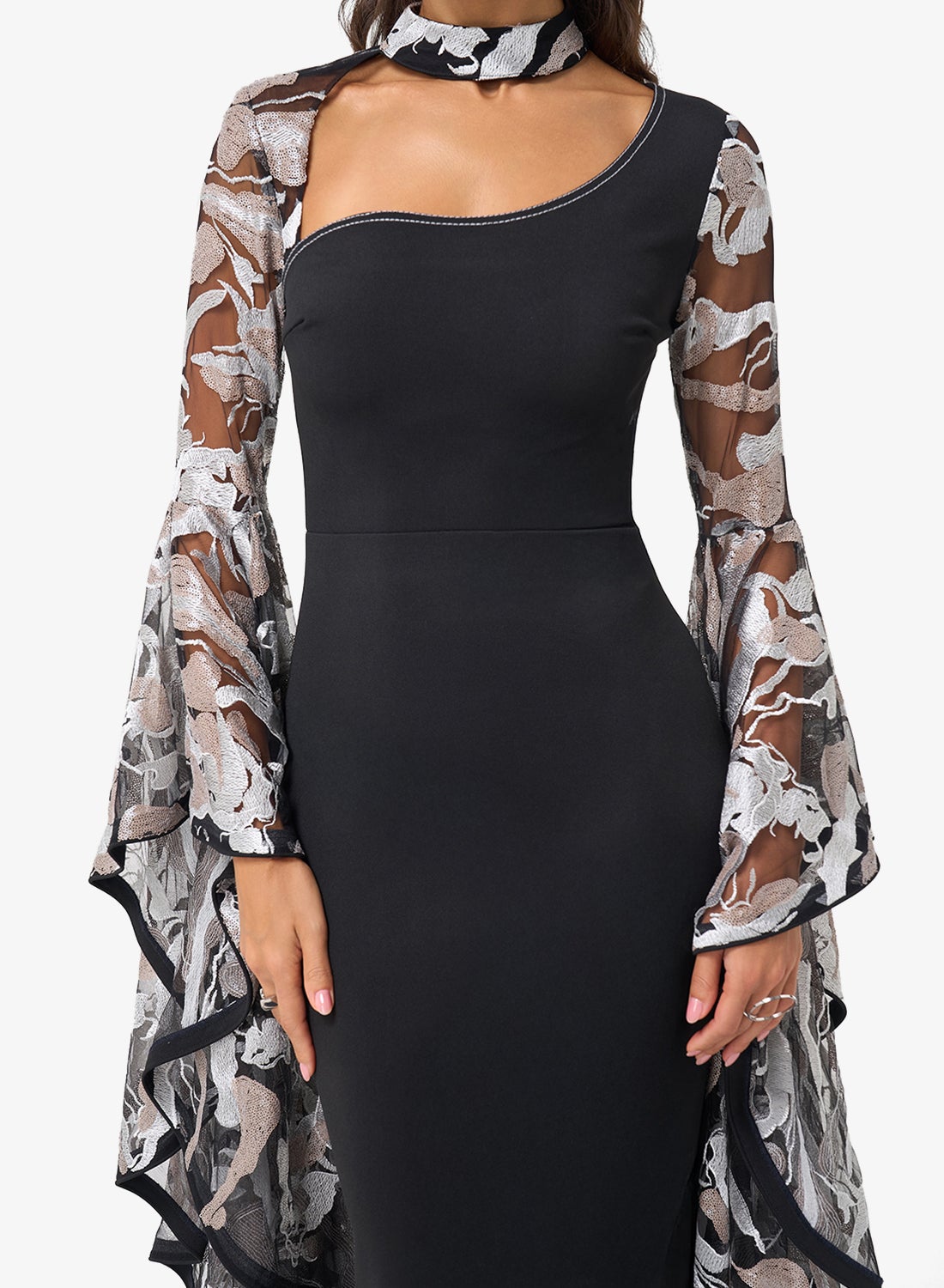 فستان ميدي بأكمام واسعة وتفاصيل دانتيل