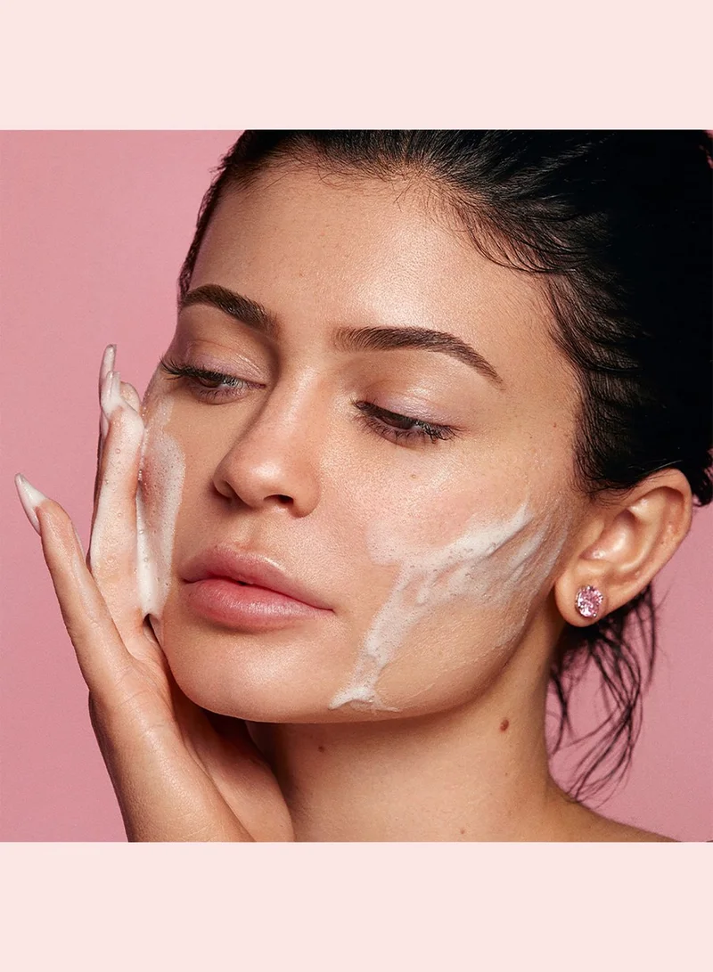 Kylie Skin Skin Foaming Face Wash