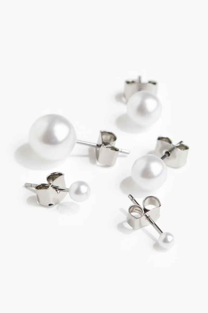 H&M 4 pairs stud earrings