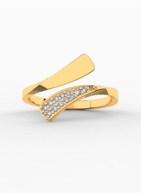 Radiant Luxury: 18K Gold and Diamond Ring