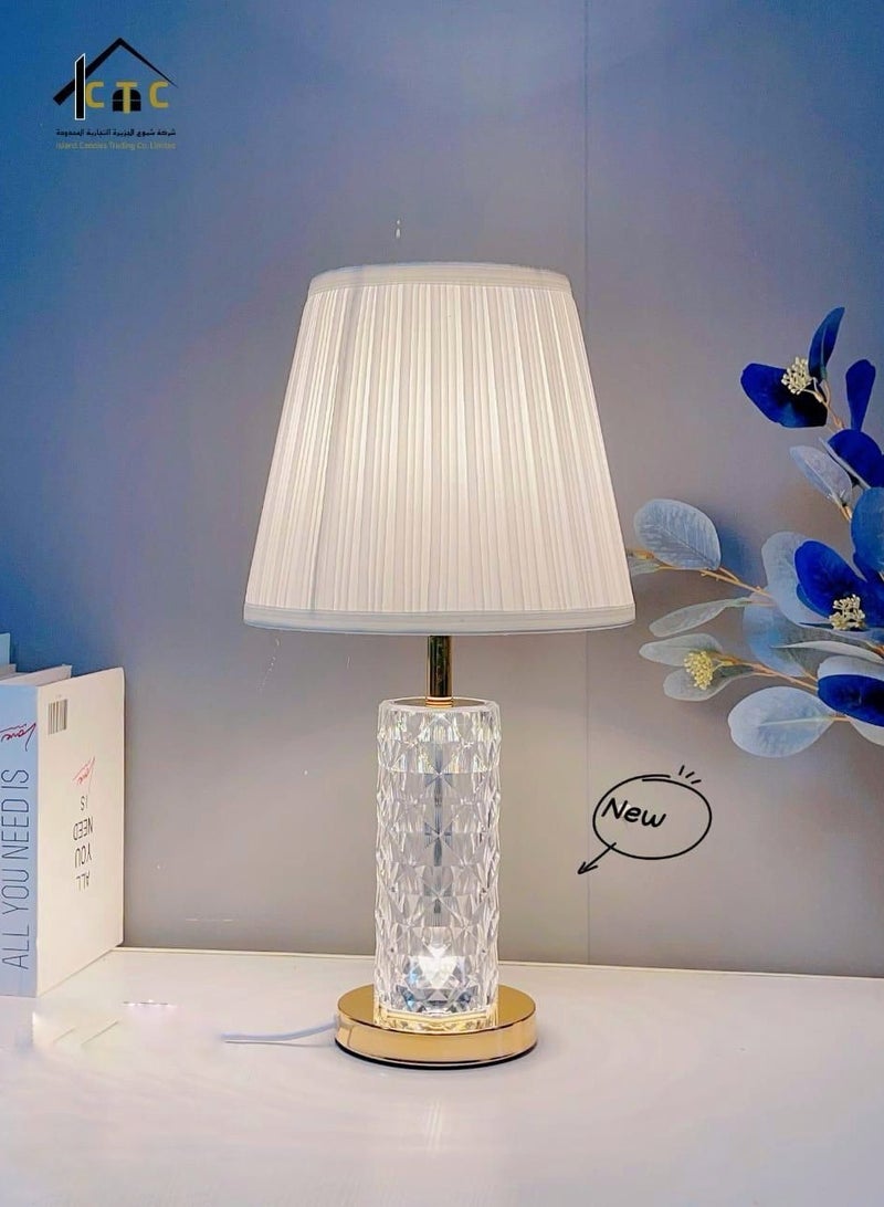 ICTC table lamp