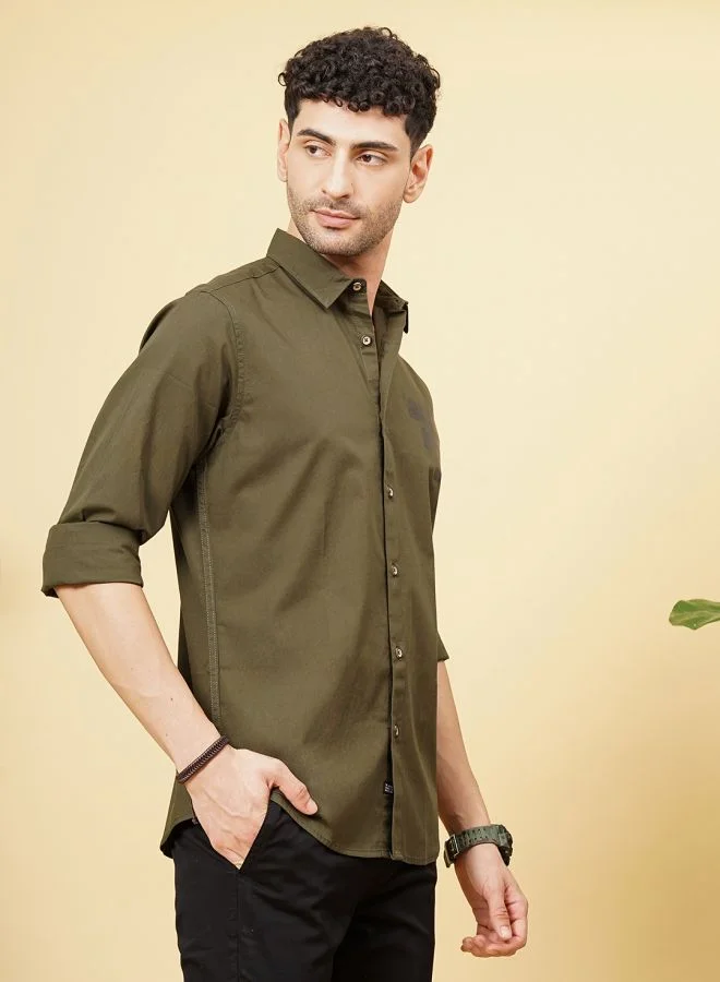 The Indian Garage Co Men Slim Fit Placement Print Full Sleeves Cutaway Collar Casual Shirt