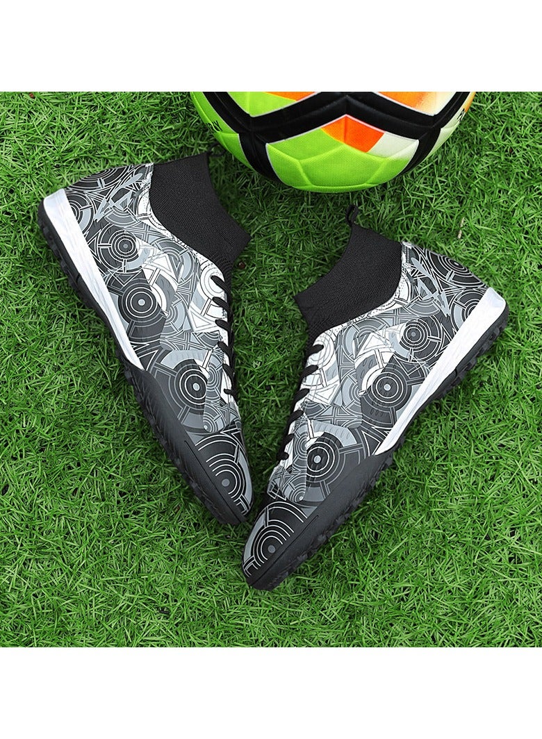 SKT Shiketro Novel Football Shoes Non-Slip Short Spikes Fashionable Running Shoes - Image 3