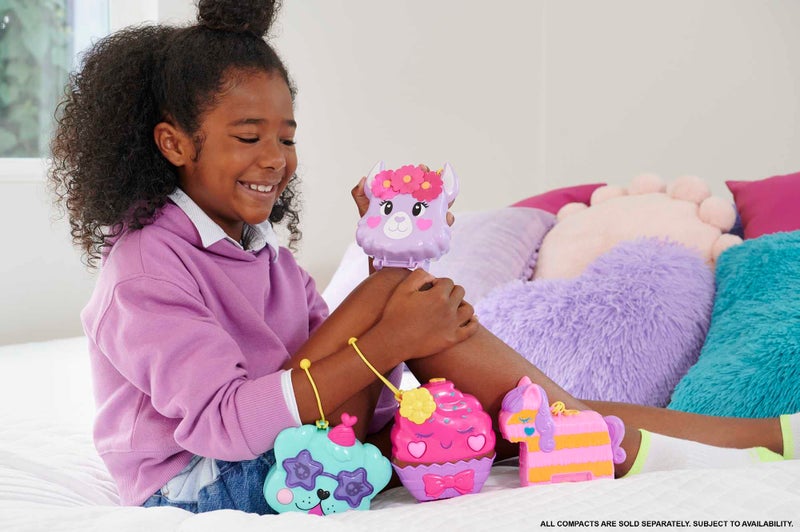 Polly Pocket Sparkle Cove Adventure Unicorn Floatie Compact Playset with 2 Micro Dolls  12 Accessories Including 2 with Color Change - Image 3
