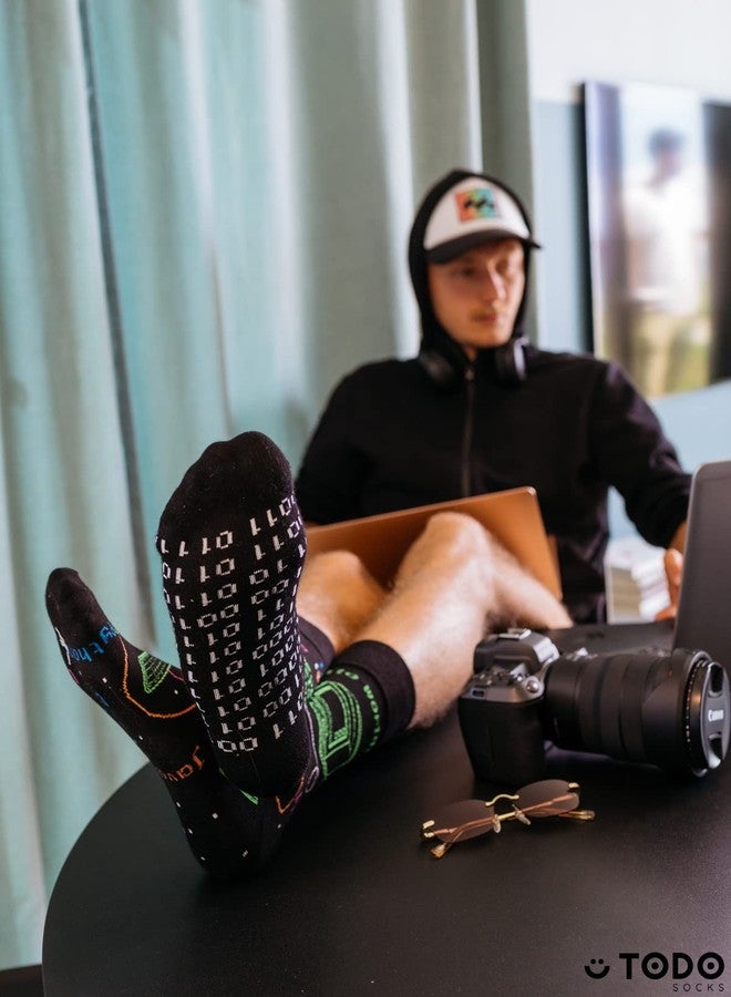تودو جوارب TODO Colours المرحة للرجال والنساء - جوارب رائعة ومجنونة - هدايا مبتكرة - تصاميم مميزة (مبرمج، 43) - Image 3