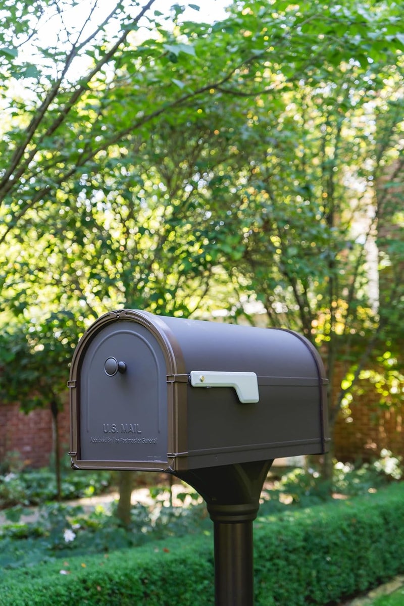 ARCHITECTURAL MAILBOXES Bellevue Galvanized Steel Post Mount Mailbox, Compatibility Code G, 5591RZ-10, Rubbed Bronze, Large Capacity - Image 2