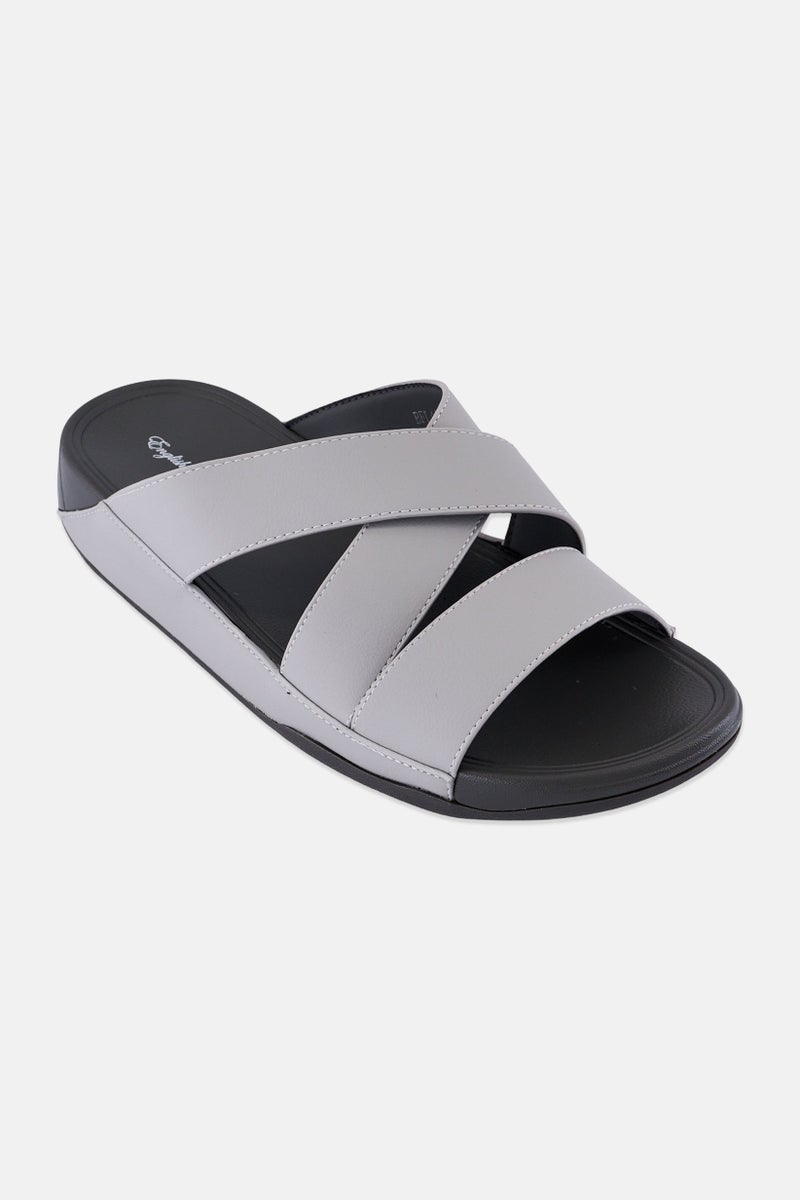 English Laundry صنادل عربية للرجال بتصميم متقاطع، رمادي فاتح - Image 1