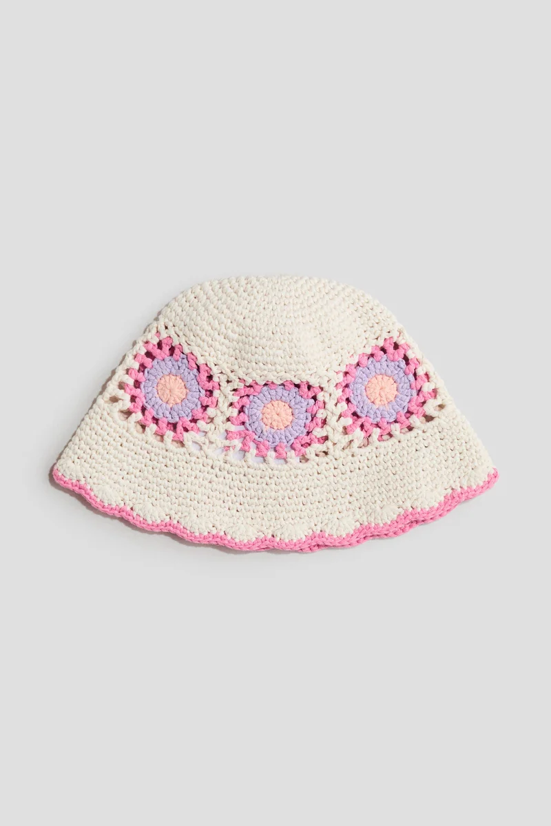 H&M Crochet-look bucket hat