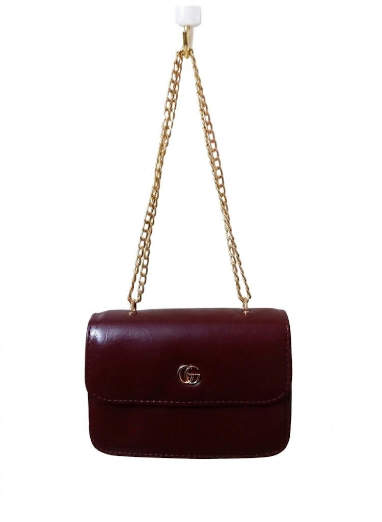 Women’s Handbag, Crossbody Shoulder Bag with Adjustable Gold Chain Strap and Leather Detailing (Burgundy)
