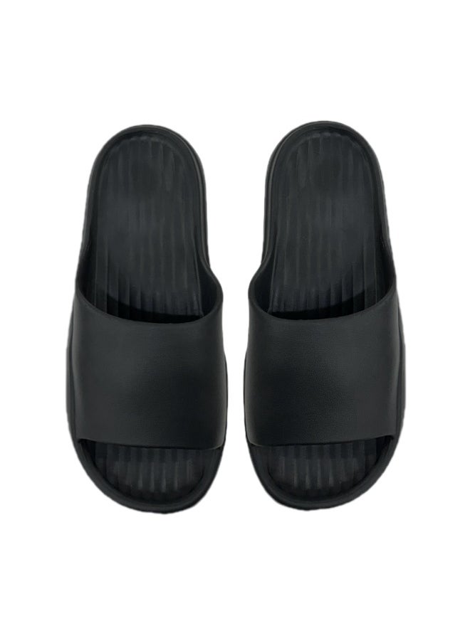 Miniso Comfort and durability come together in these black men's puff series bathroom slippers in size 41-42. 