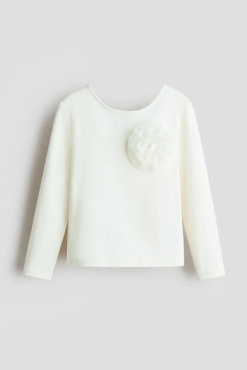 اتش اند ام بلوزة مزيّنة بالتول