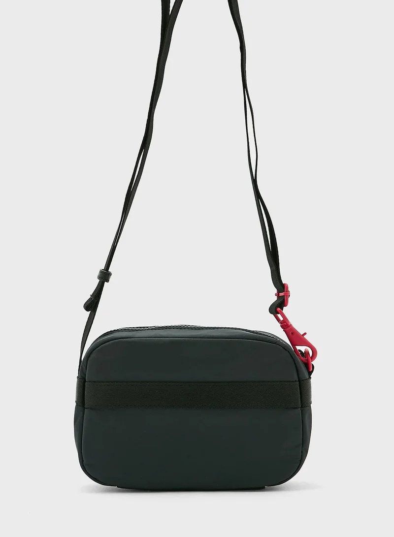 TOMMY HILFIGER Zip Around Crossbody