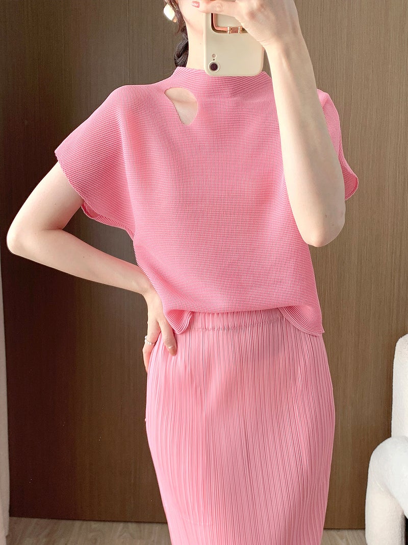 Design Sense Hollow Out T-Shirt Short-Sleeved Women'S 2024 Clothes Miyake Basic Versatile Pleated Top Ins - Image 2