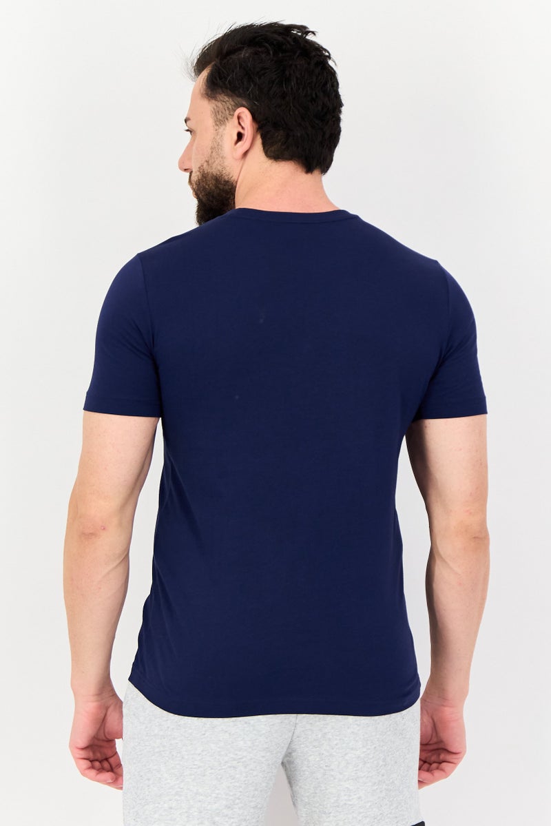 PUMA تي شيرت رياضي للرجال بشعار العلامة التجارية مناسب للخارج، أزرق داكن - Image 3