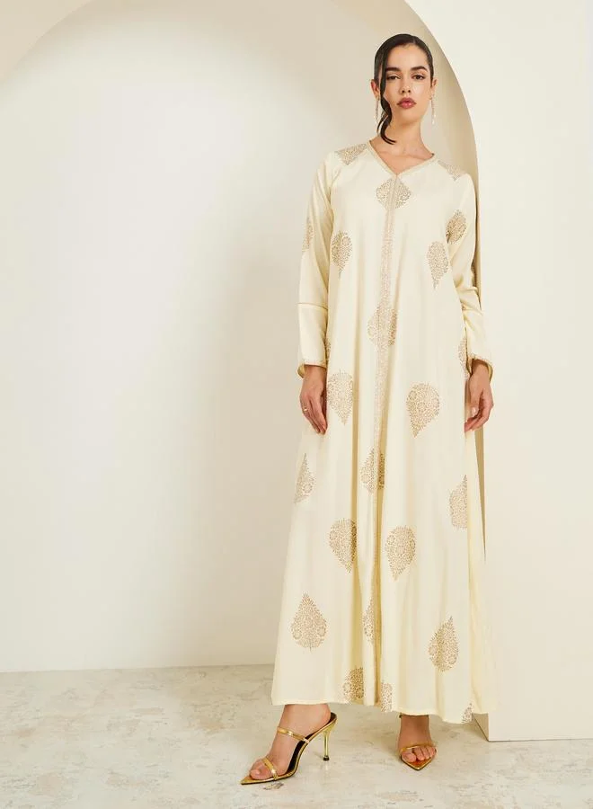 Amirah Women Cream Gold Paisley Print Jalabiya