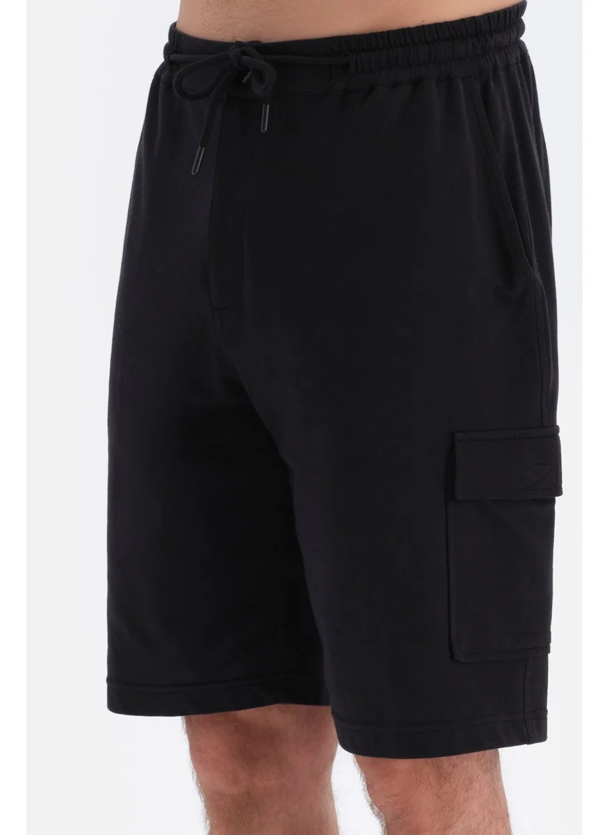 داجي Black Cargo Shorts with Pockets