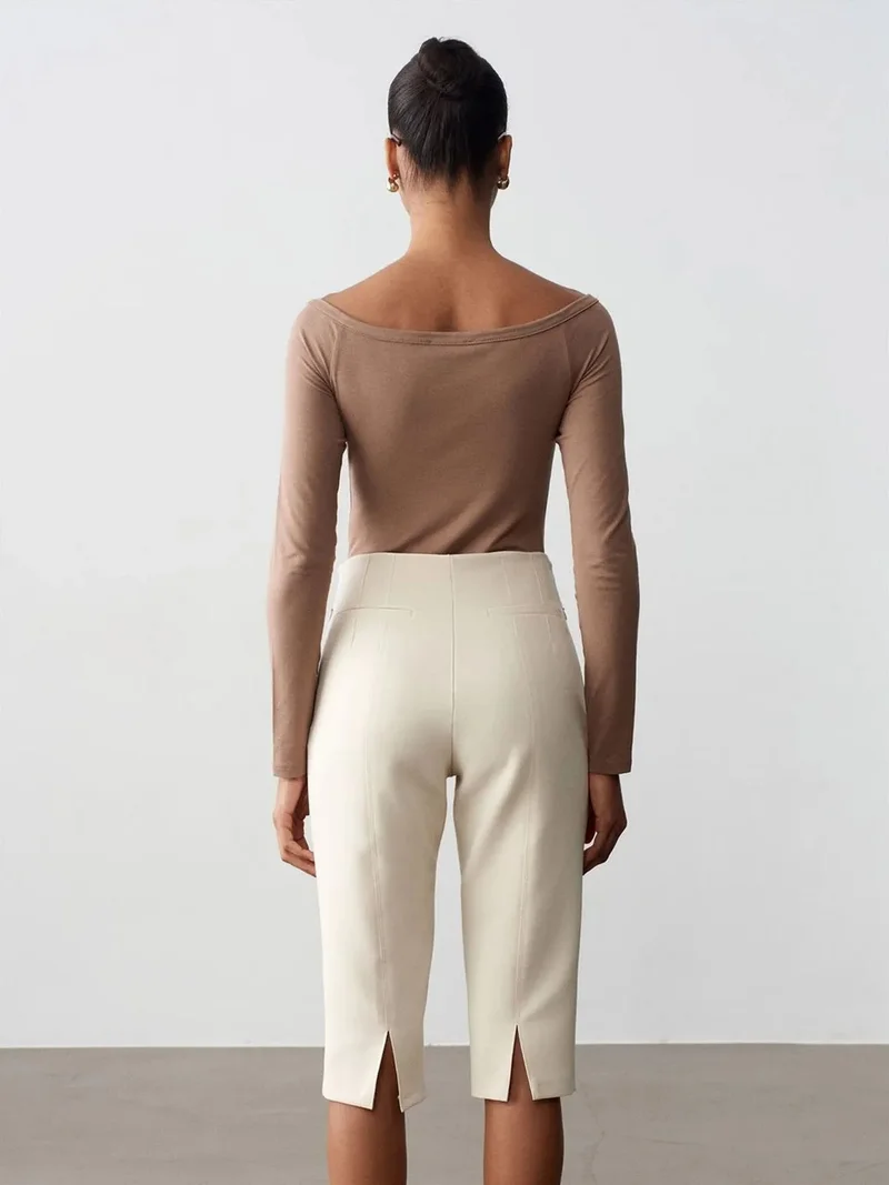 ديلفين Dilvin High-waist Straight Capri Shorts With Slit