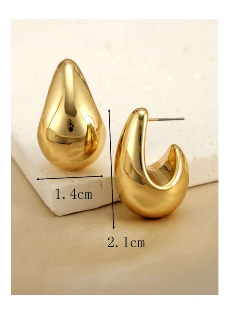 Water Drop Gold Earring Set - Image 1