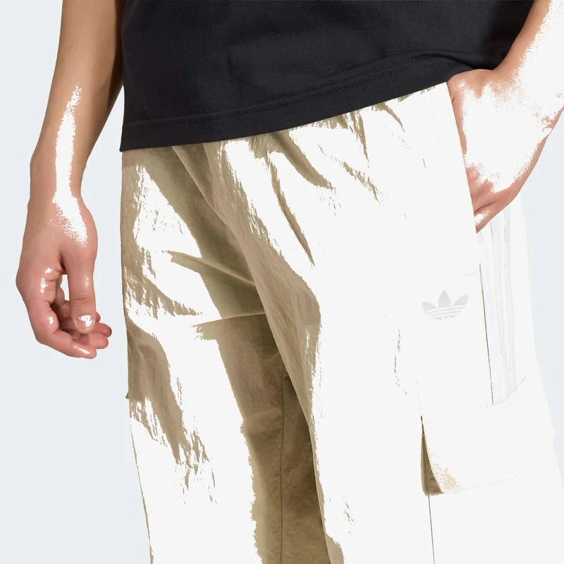 Adidas Originals  ADICOLOR CLASSICS 3-STRIPES CARGO Trousers for Men | Best Price UAE