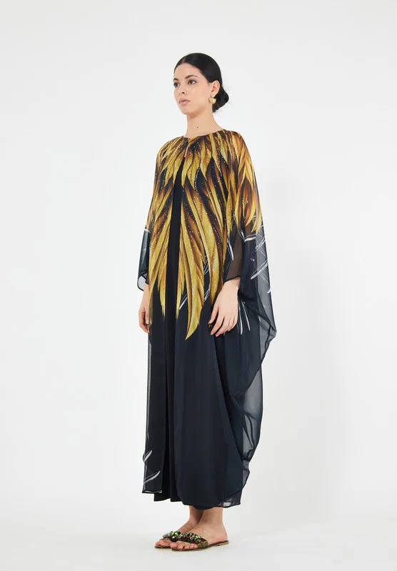 Thouq Contrast Pattern Print Bisht