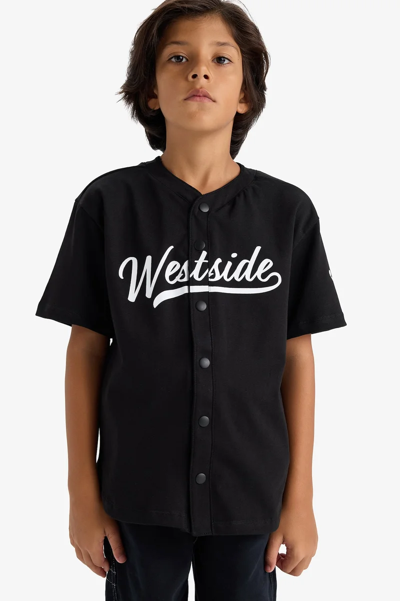 ديفاكتو Boy Short Sleeve Oversize T-Shirt