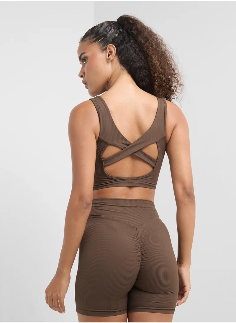 FRWD Seamless Back Cutout Detail Sports Bra