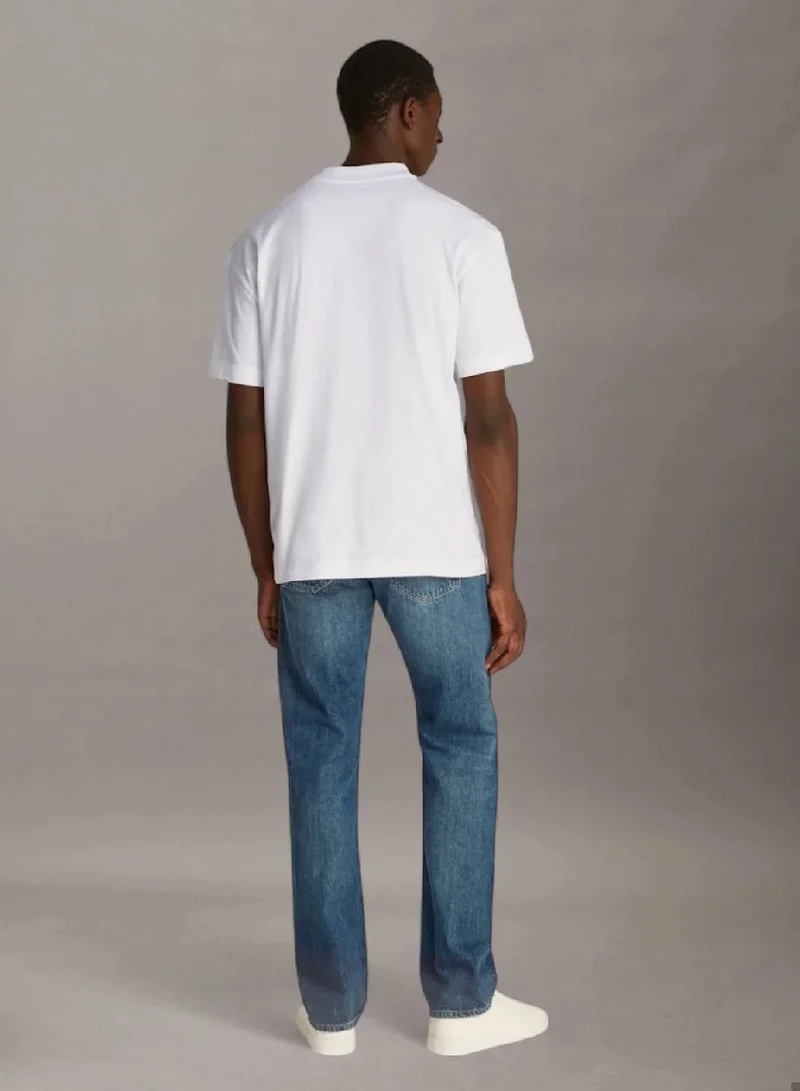 كالفن كلاين جينز تيشرت مزين بشعار كلفن كلاين