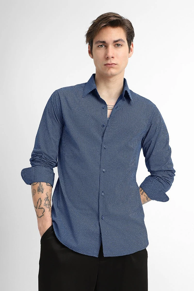 سنيتش قميص قطني % بنقوش هندسية بقصة ضيقة