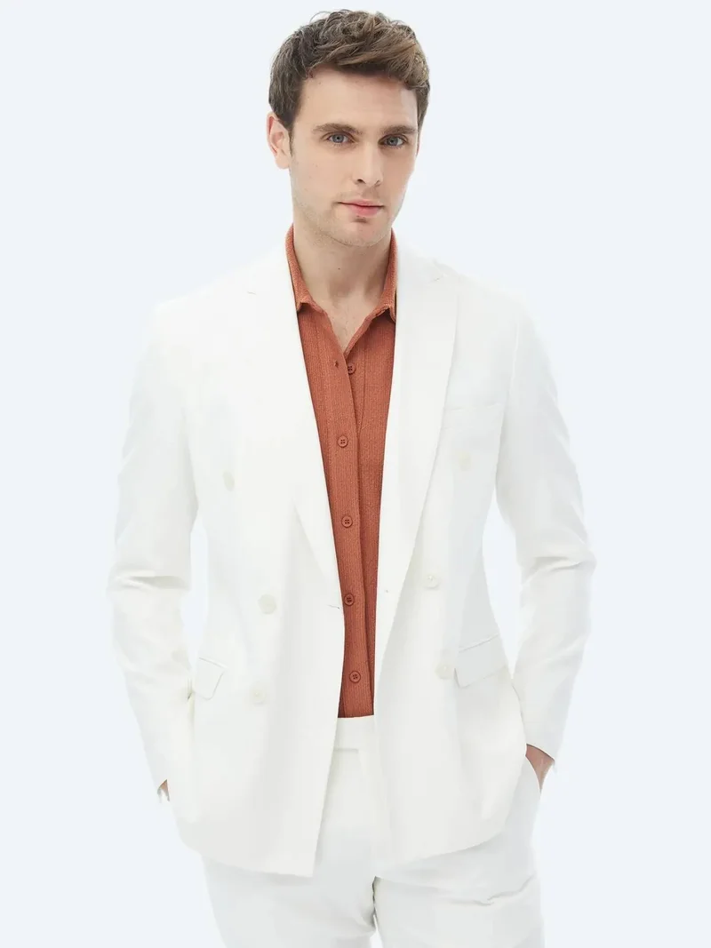 كيب بدلة بيج سادة بقصة ضيقة