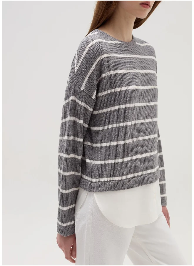 او في اس Long-sleeved T-shirt with micro waffle weave